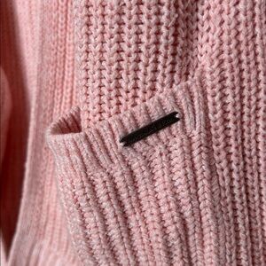 Abercrombie pretty pink cardigan sweater